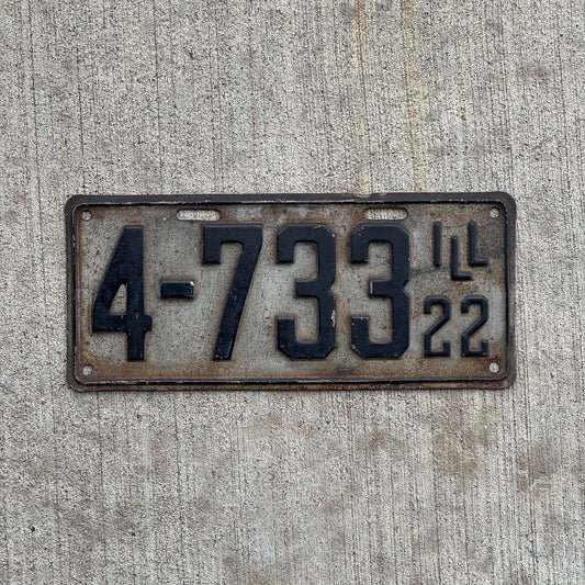 Photo of a 1922 Illinois License Plate Auto Tag Garage Decor Vintage Low Number Four Digit 4733 with original patina