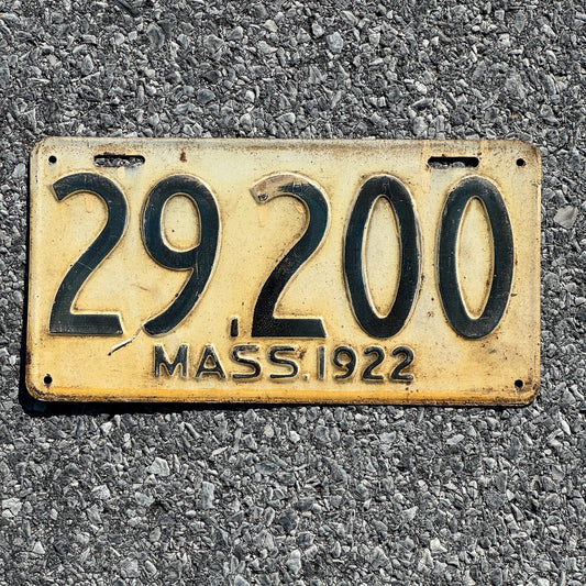 Photo of a 1922 Massachusetts License Plate Auto Tag Garage Decor Vintage 29200