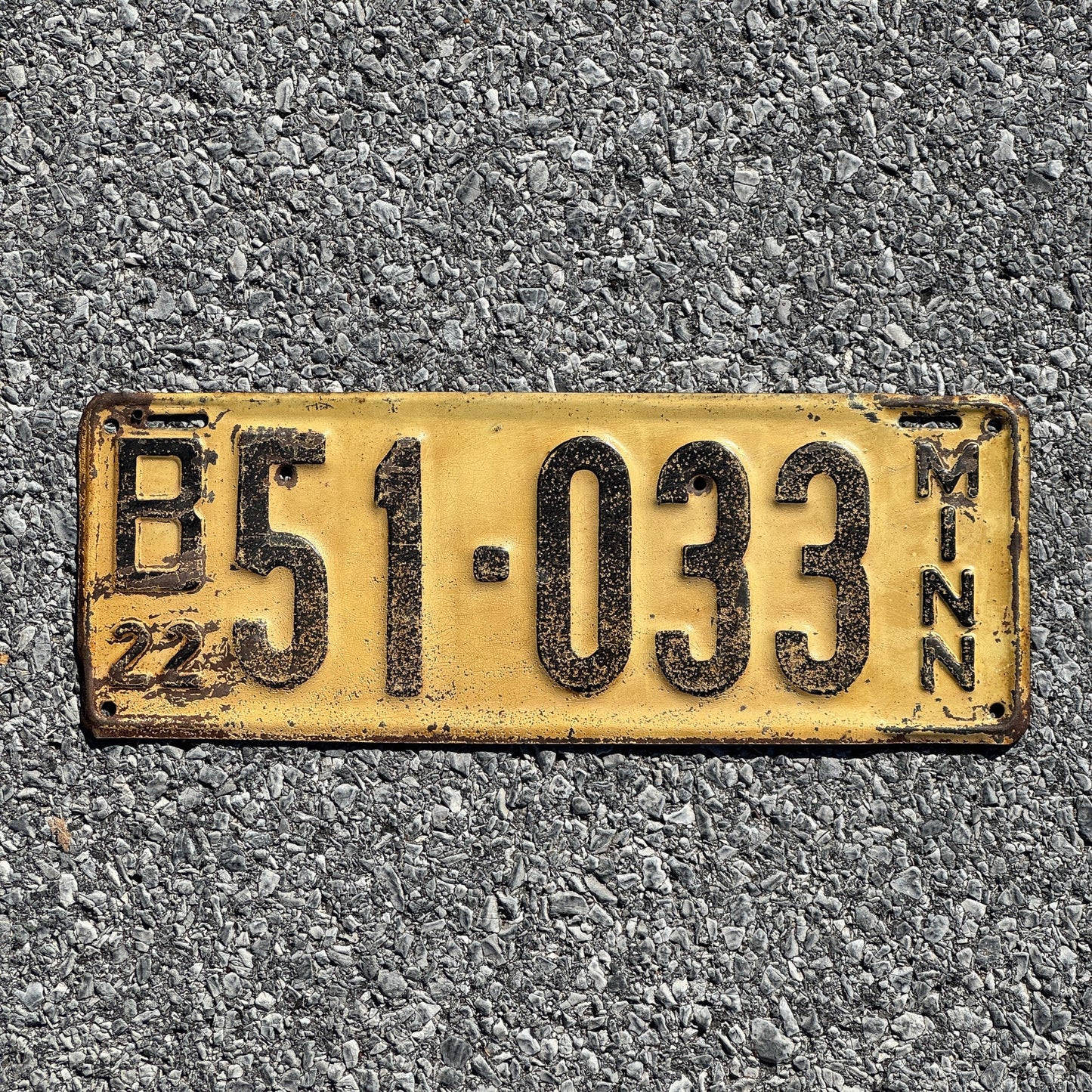 Photo of a 1922 Minnesota License Plate Auto Tag Garage Decor Vintage B 51 033