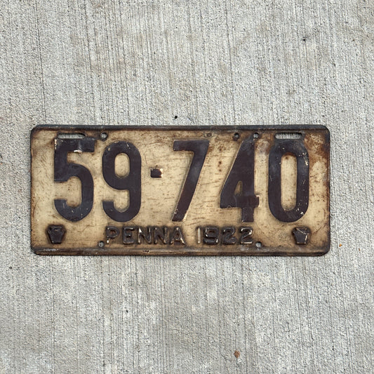 Photo of a 1922 Pennsylvania License Plate Auto Tag Garage Decor Vintage 59 740 with original patina