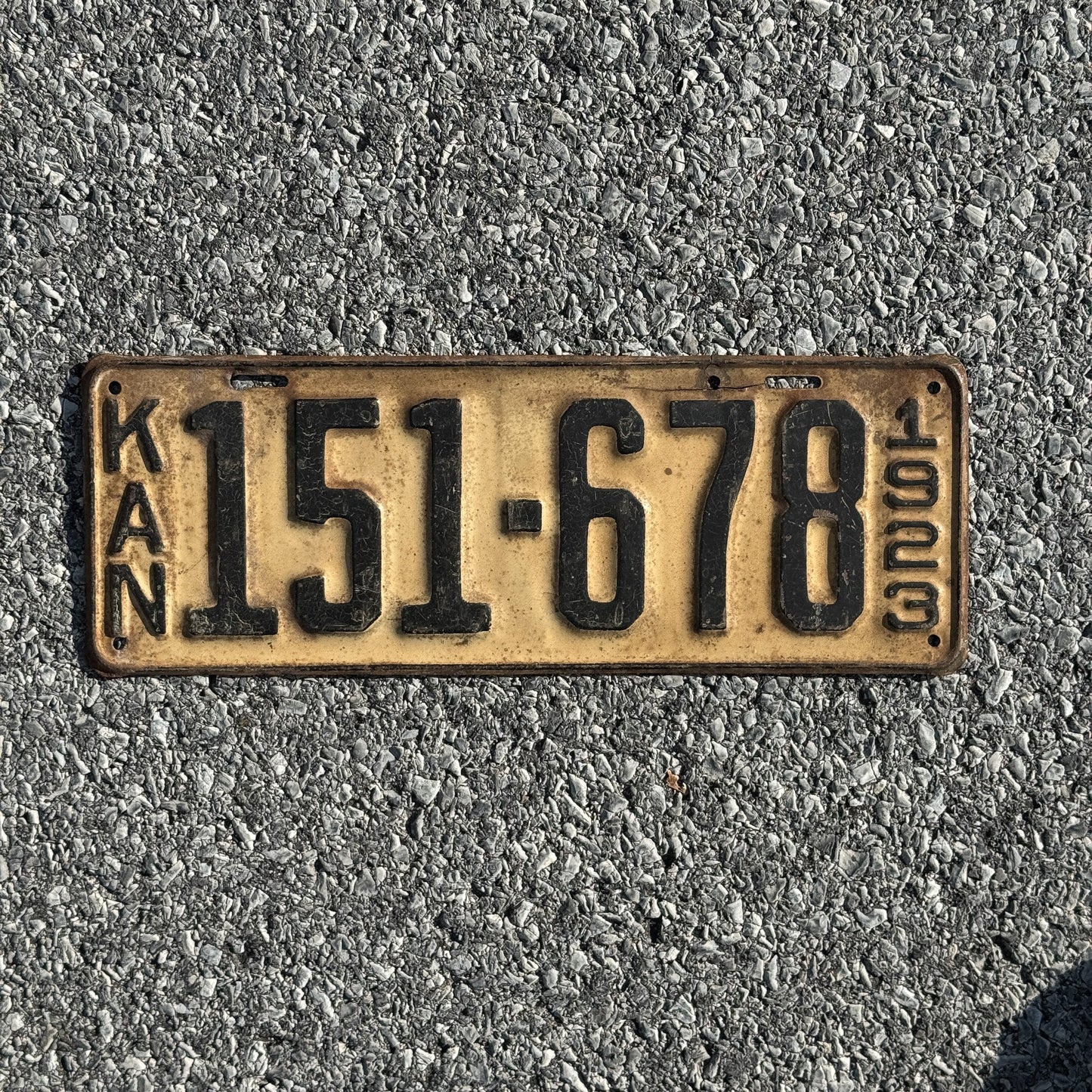 Photo of a 1923 Kansas License Plate Auto Tag Garage Decor Vintage 151 678