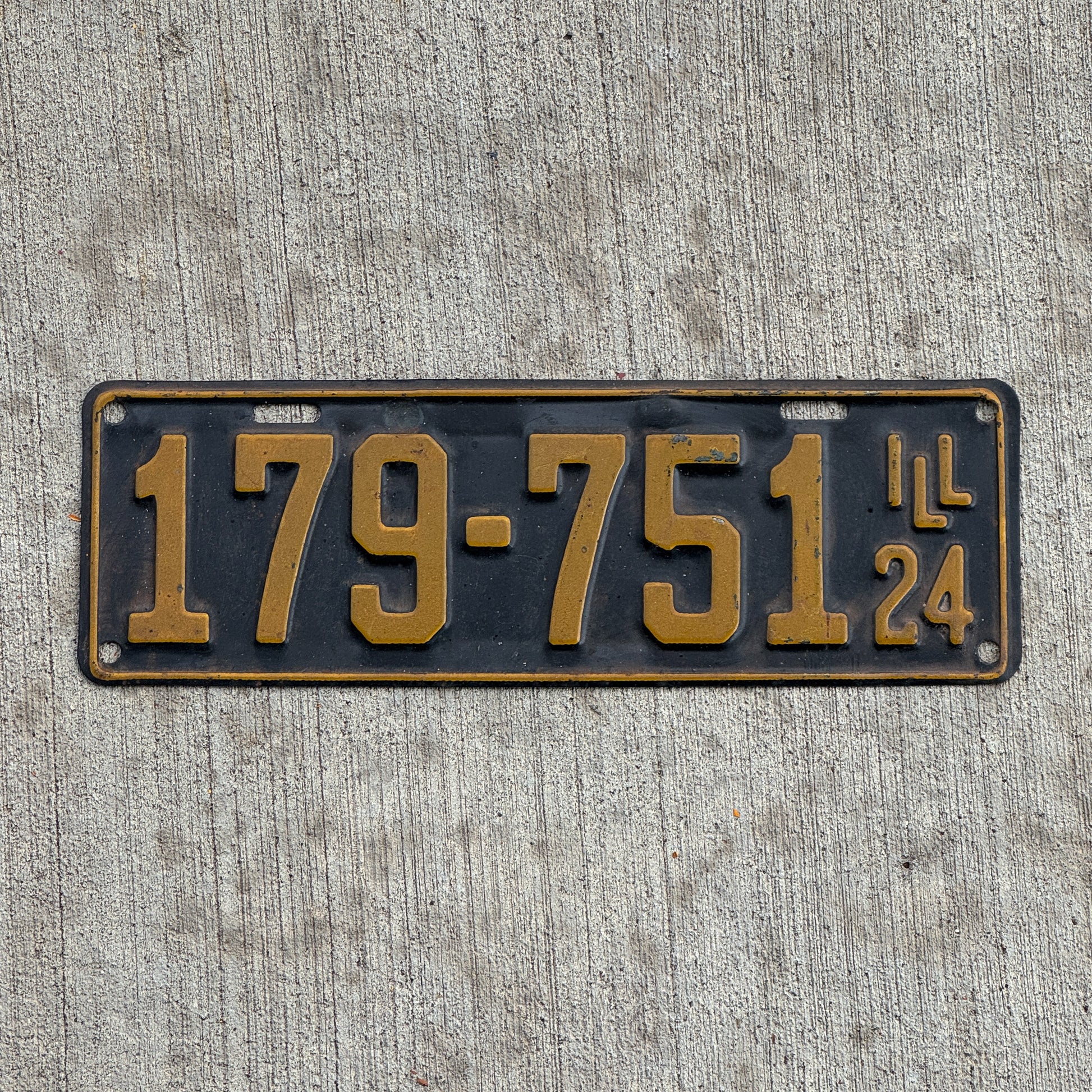 Photo of a 1924 Illinois License Plate Auto Tag Garage Decor Vintage 179 751 with original patina
