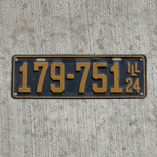 Photo of a 1924 Illinois License Plate Auto Tag Garage Decor Vintage 179 751 with original patina