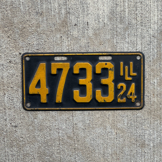 Photo of a 1924 Illinois License Plate Auto Tag Garage Decor Vintage Low Number Four Digit 4733 with original patina