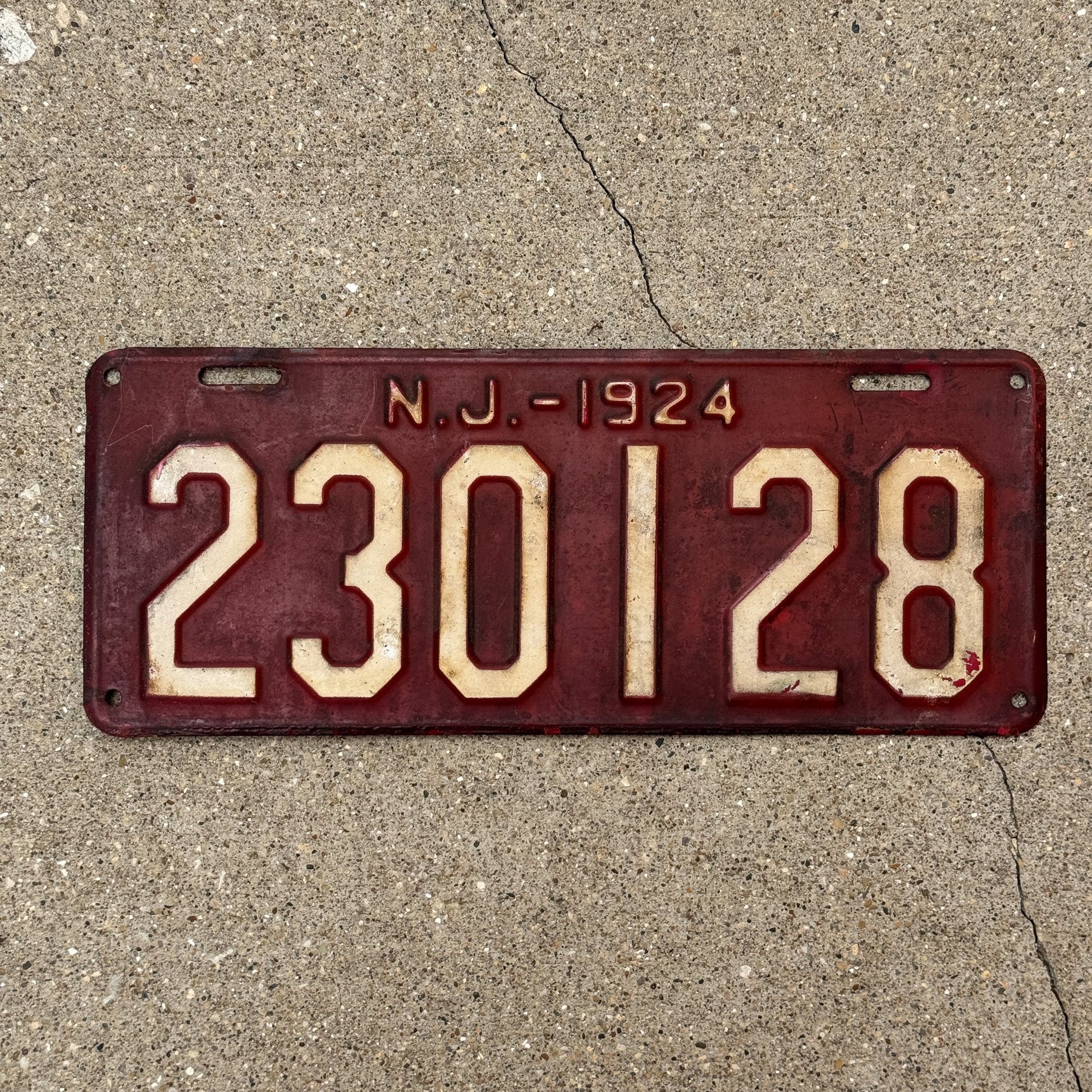 Photo of a 1924 New Jersey License Plate Auto Tag Garage Decor Vintage 230128