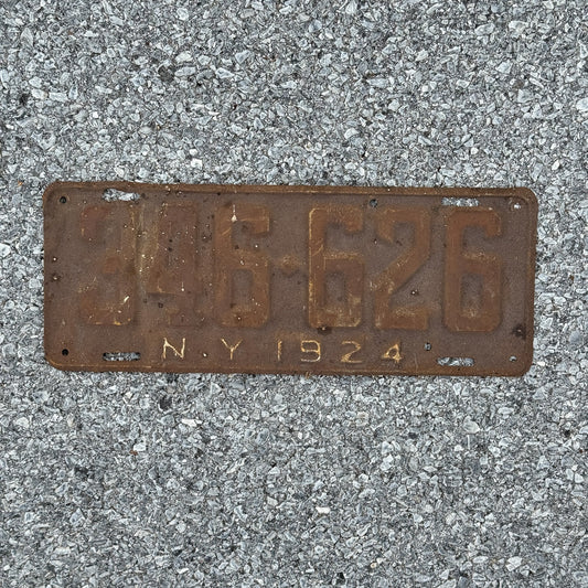 Photo of a 1924 New York License Plate Auto Tag Garage Decor Vintage 346 626