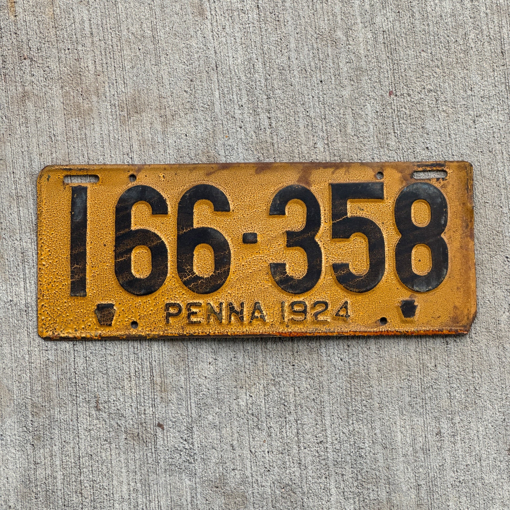 Photo of a 1924 Pennsylvania License Plate Auto Tag Garage Decor Vintage 166 358 with original patina
