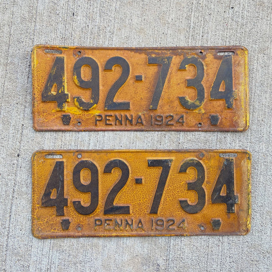 Photo of a 1924 Pennsylvania License Plate Pair Auto Tag Garage Decor Vintage 492 734 with original patina