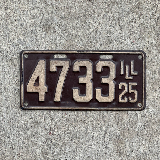 Photo of a 1925 Illinois License Plate Auto Tag Garage Decor Vintage Low Number Four Digit 4733 with original patina