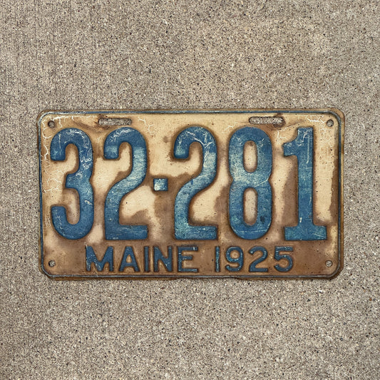 Photo of a 1925 Maine License Plate Auto Tag Garage Decor Vintage 32 281 with original patina