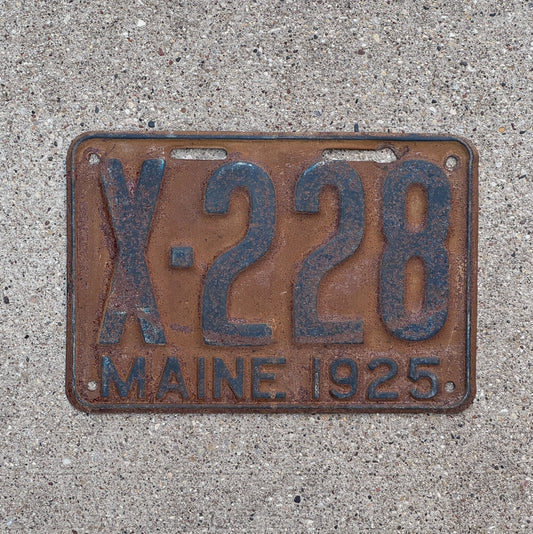 Photo of a 1925 Maine Truck License Plate Auto Tag Garage Decor Vintage Low Number Three Digit X 228 with original patina