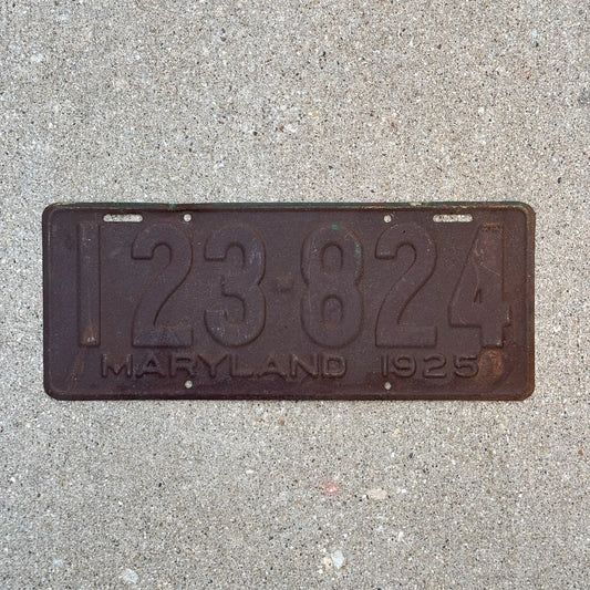 Photo of a 1925 Maryland License Plate Auto Tag Garage Decor Vintage 123 824 with original patina