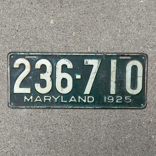 Photo of a 1925 Maryland License Plate Auto Tag Garage Decor Vintage 236 710 with original patina