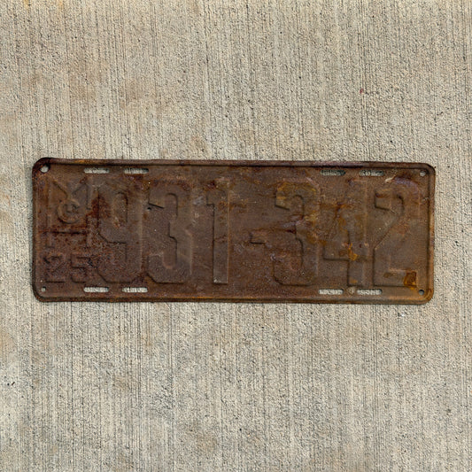 Photo of a 1925 Michigan License Plate Auto Tag Garage Decor Vintage 931 342 with original patina