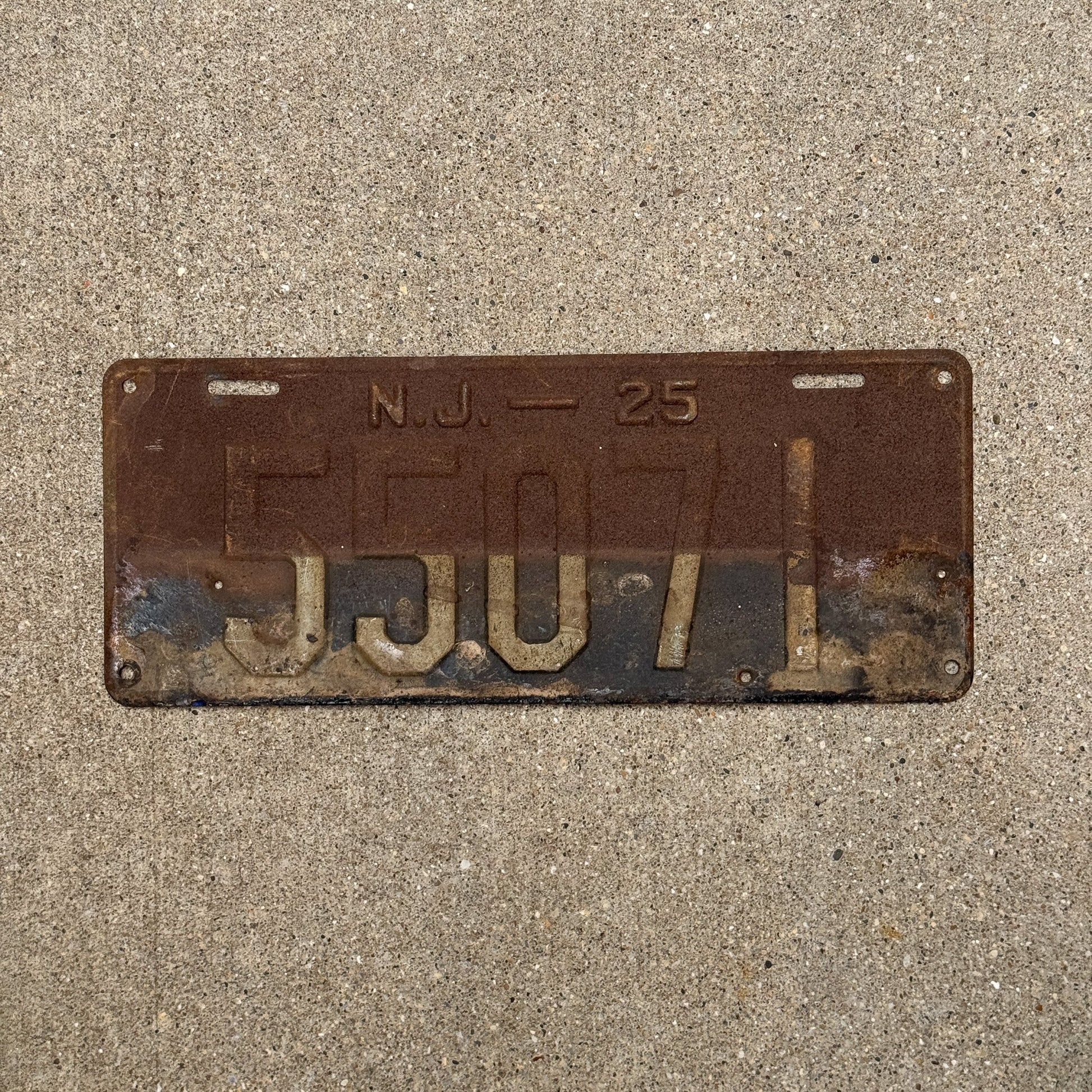 Photo of a 1925 New Jersey License Plate Auto Tag Garage Decor Vintage 55071