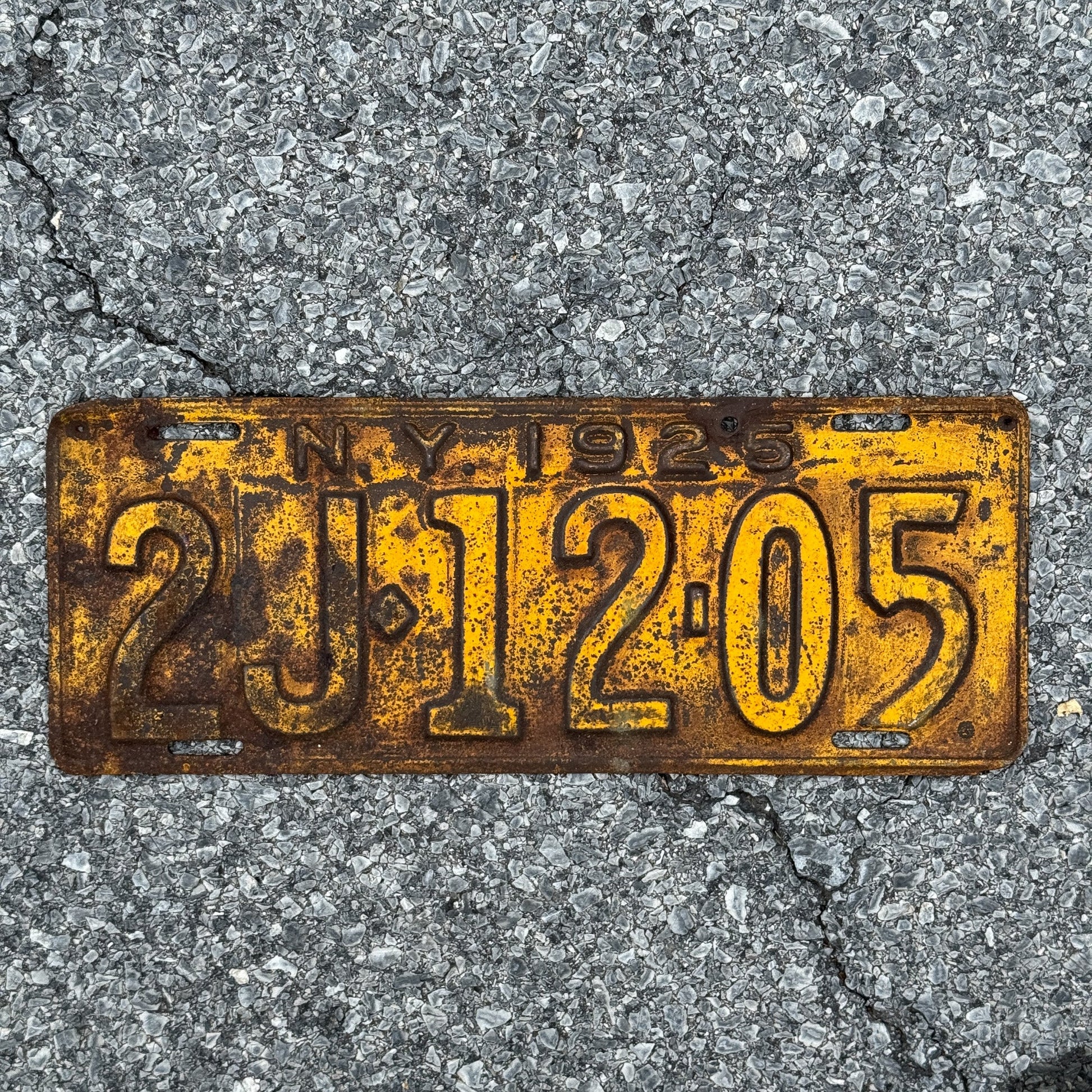 Photo of a 1925 New York License Plate Auto Tag Garage Decor Vintage 2J 12 05