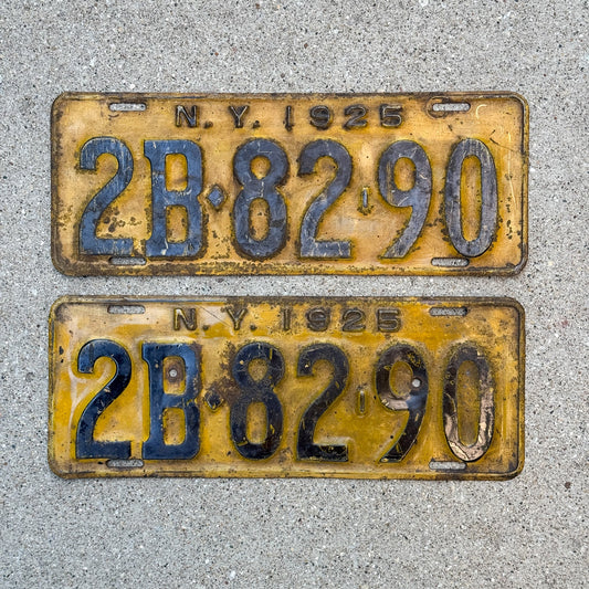 Photo of a 1925 New York License Plate Pair Auto Tag Garage Decor Vintage 2B 82 90 with original patina