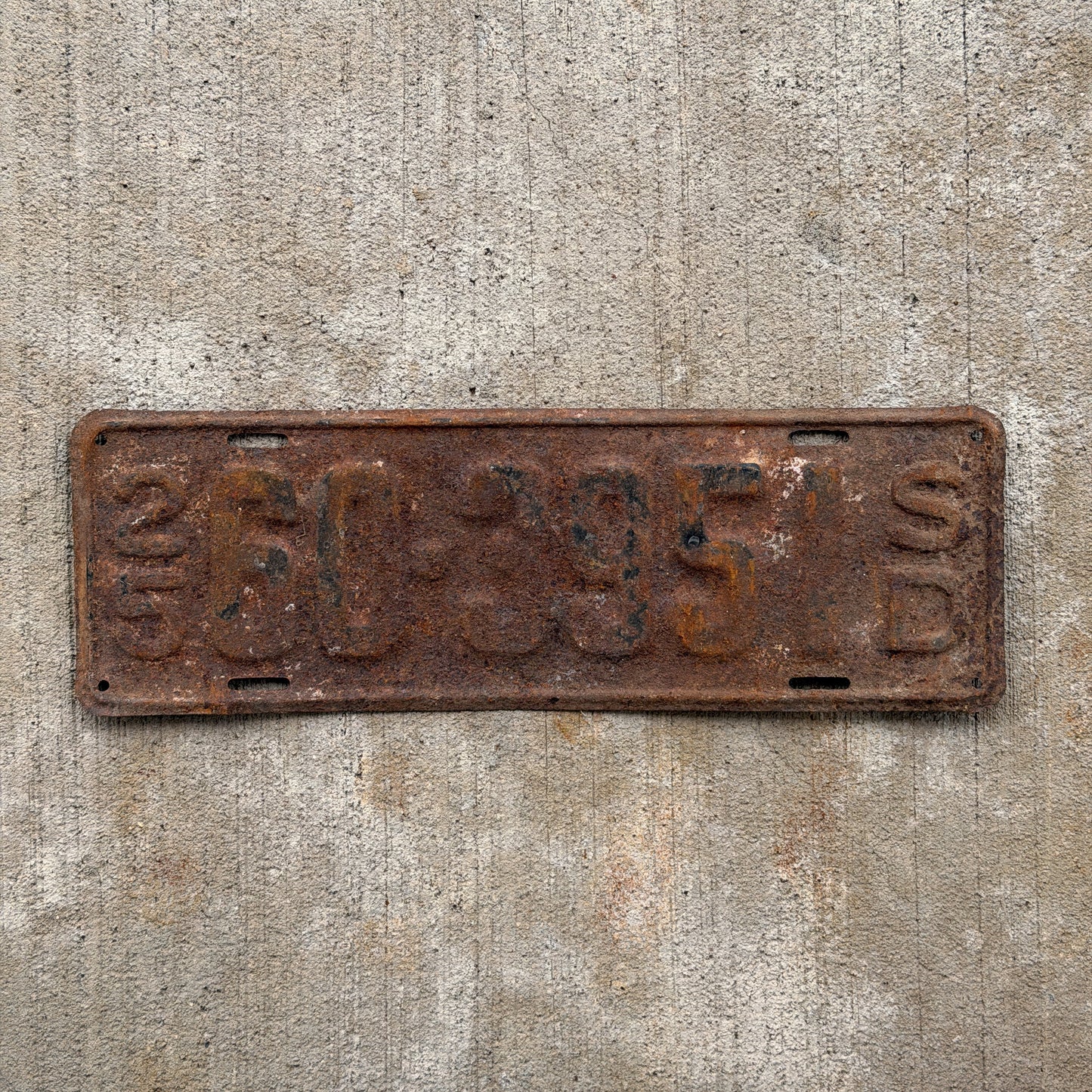 Photo of a 1925 South Dakota License Plate Auto Tag Garage Decor Vintage 60 3951 with original patina