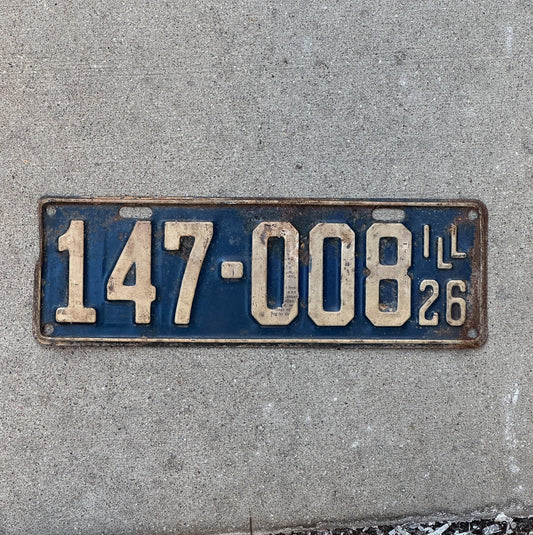 Photo of a 1926 Illinois License Plate Auto Tag Garage Decor Vintage 147 008