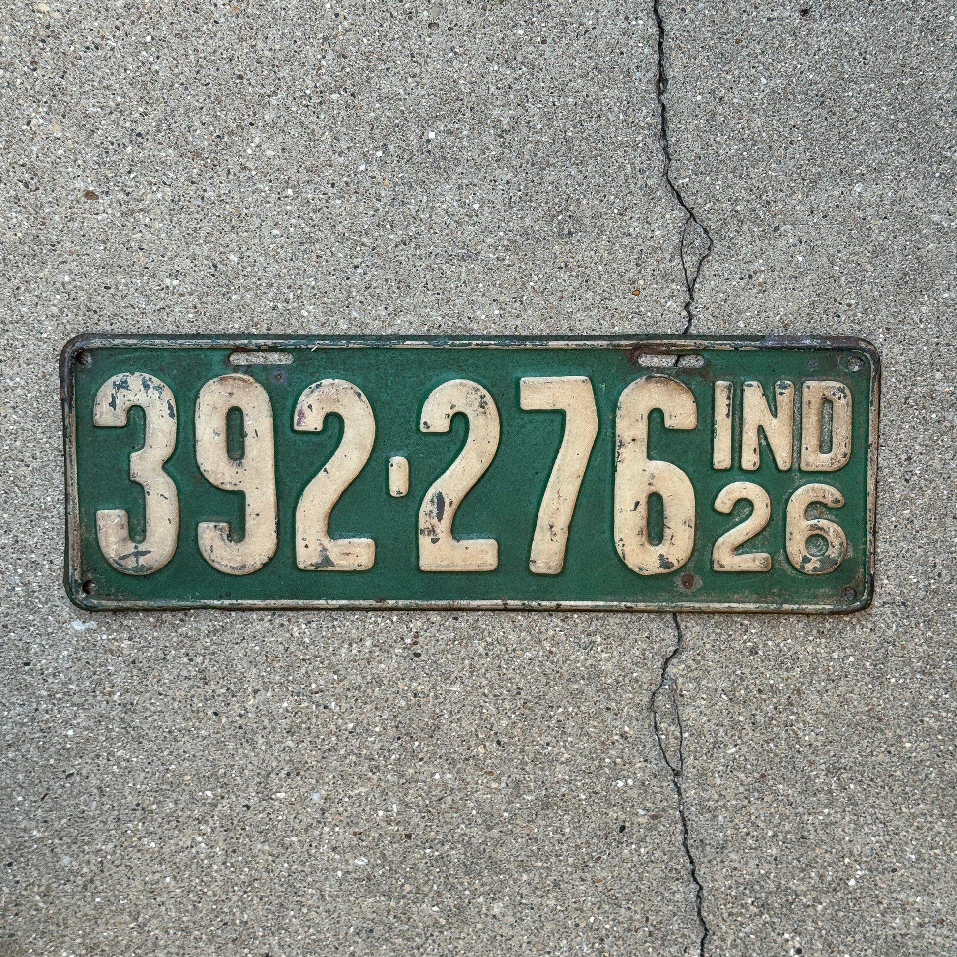 Photo of a 1926 Indiana License Plate Auto Tag Garage Decor Vintage 392276 with original patina