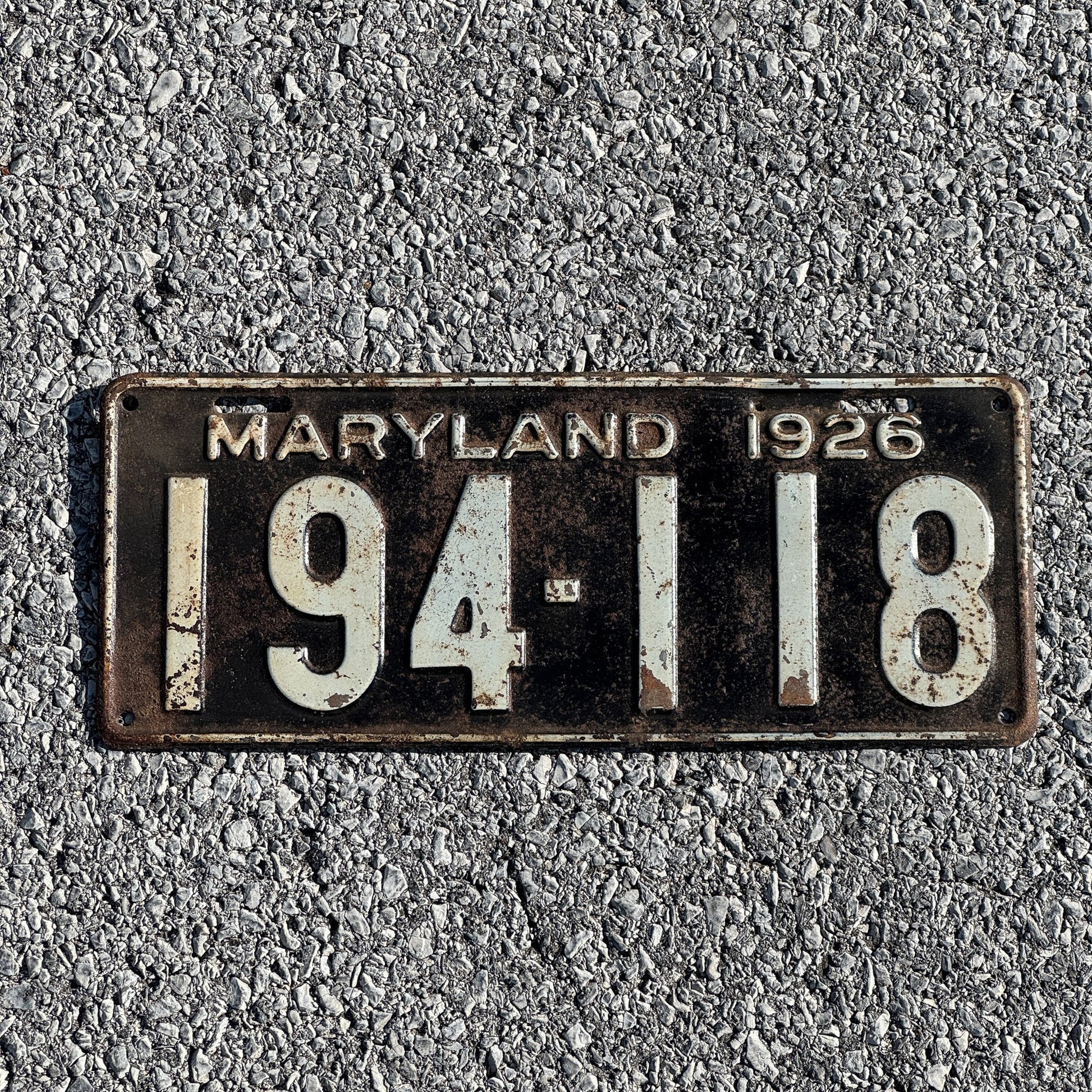 Photo of a 1926 Maryland License Plate Auto Tag Garage Decor Vintage 194 118