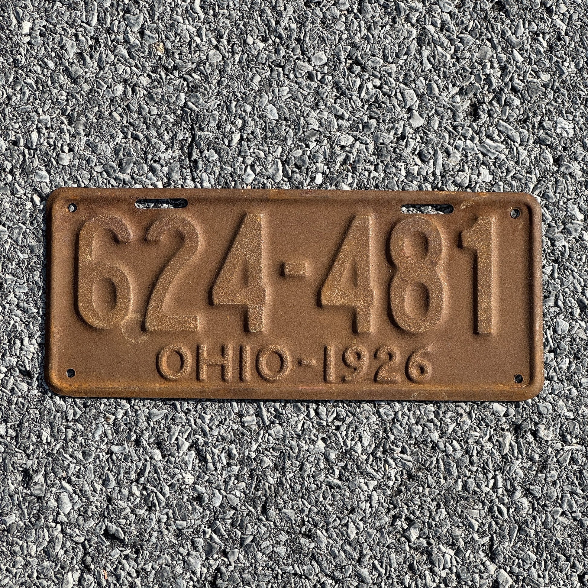 Photo of a 1926 Ohio License Plate Auto Tag Garage Decor Vintage 624 481