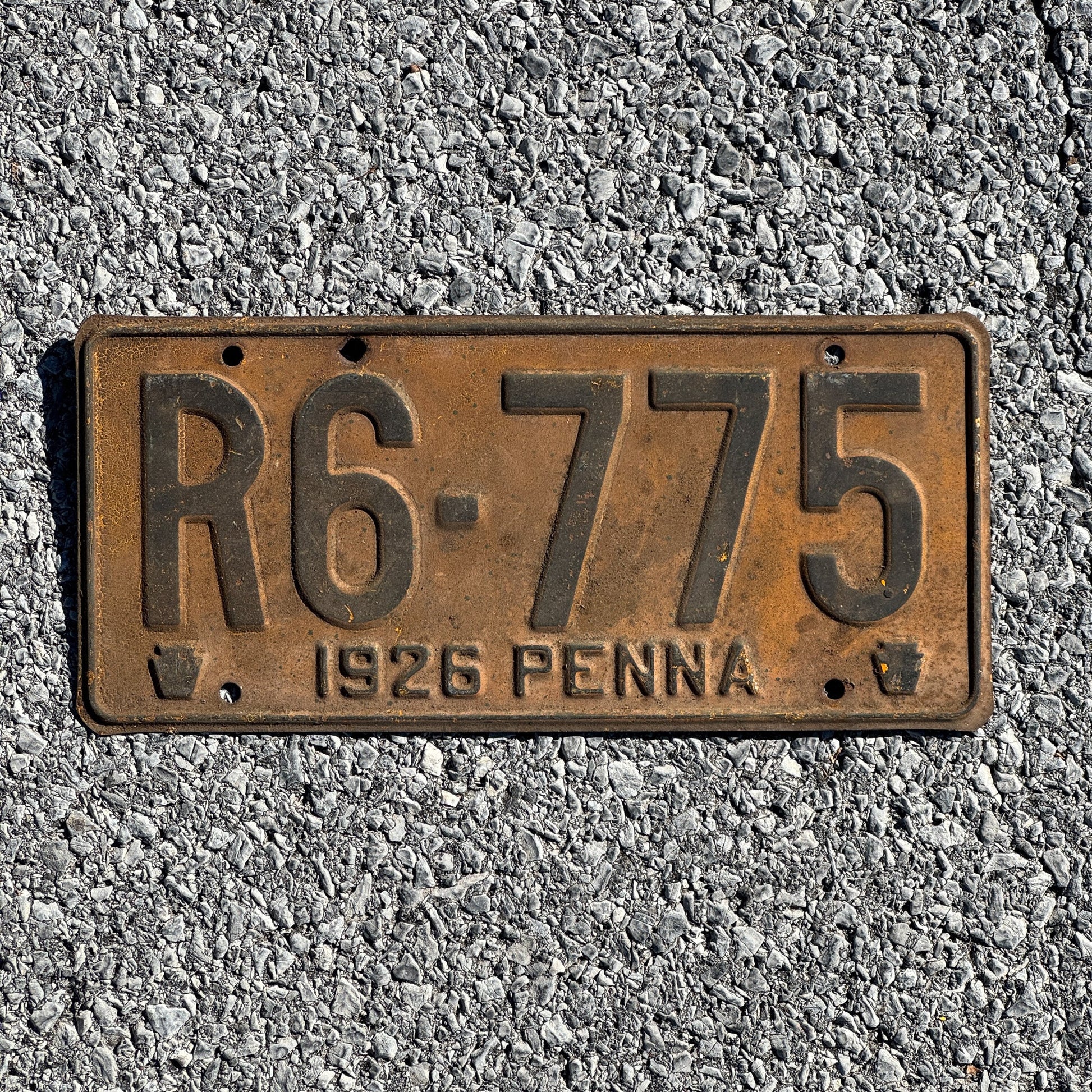 Photo of a 1926 Pennsylvania Truck License Plate Auto Tag Garage Decor Vintage R 6775