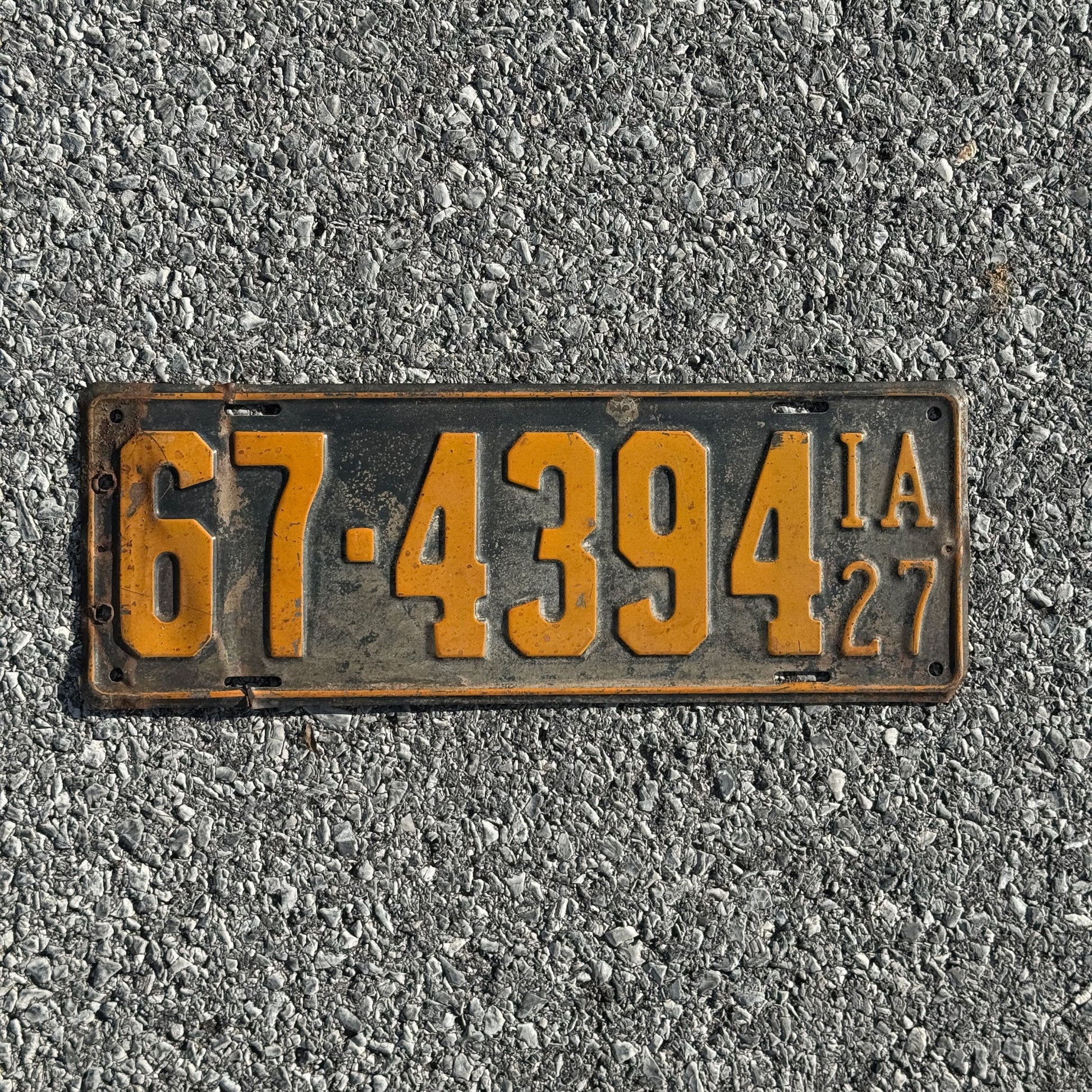 Photo of a 1927 Iowa License Plate Auto Tag Garage Decor Vintage 67 4394