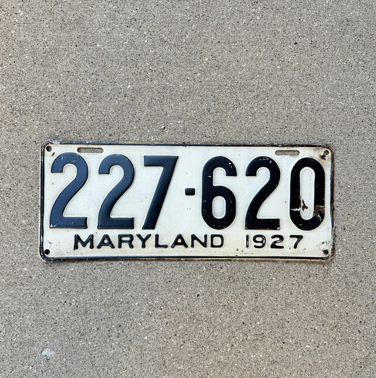 Photo of a 1927 Maryland License Plate Auto Tag Garage Decor Vintage 227 620 with original patina