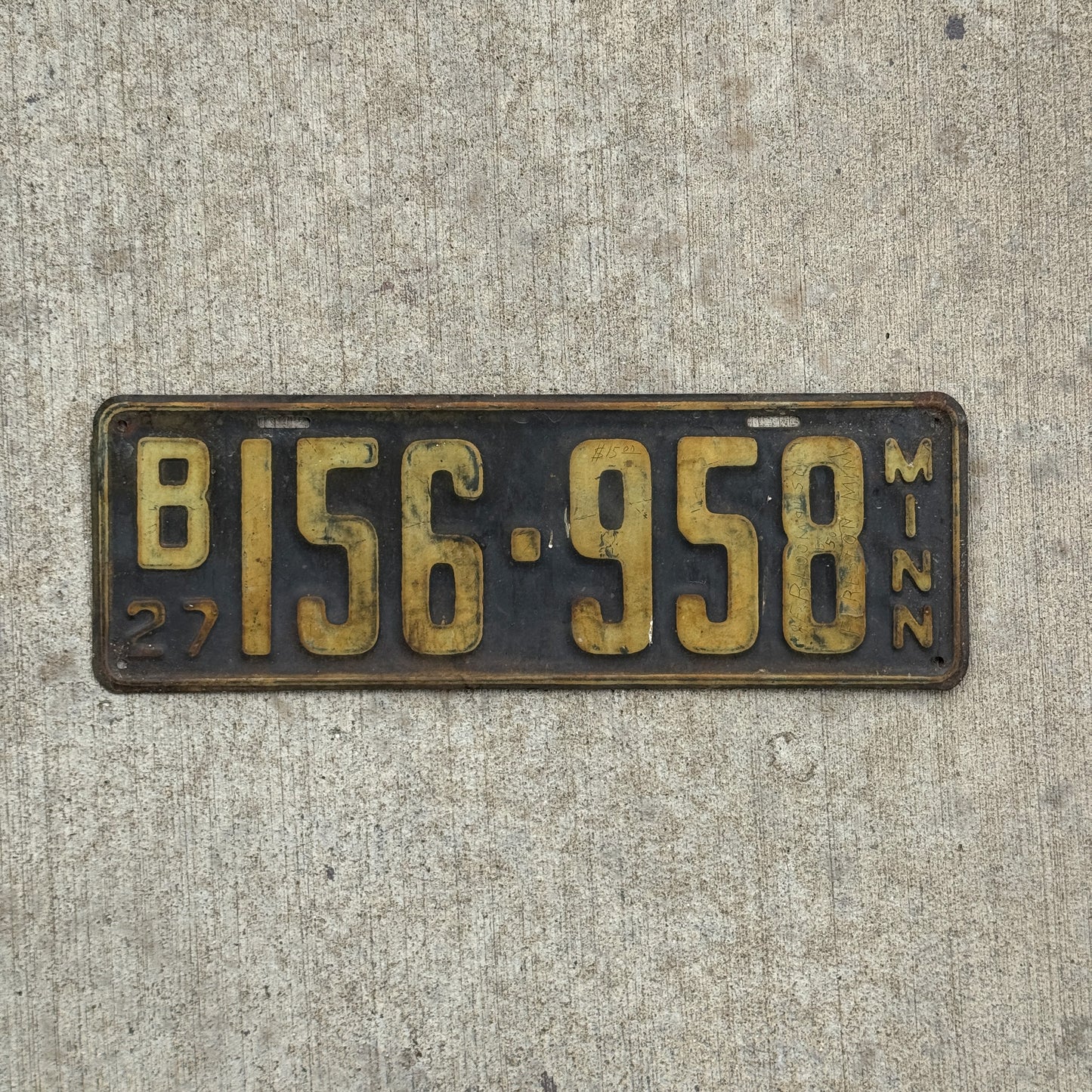 Photo of a 1927 Minnesota License Plate Auto Tag Garage Decor Vintage B 156 958 with original patina