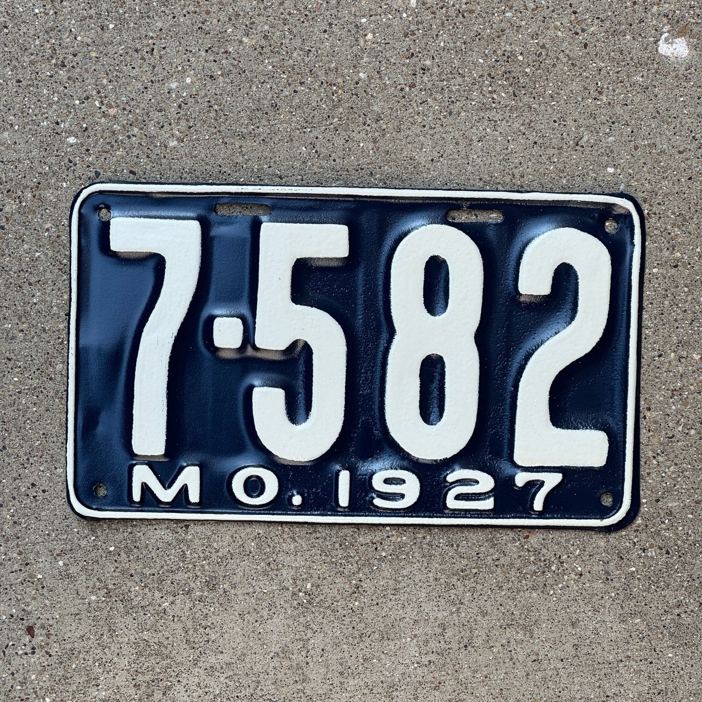 Photo of a 1927 Missouri License Plate Auto Tag Garage Decor Vintage Four Digit 7582