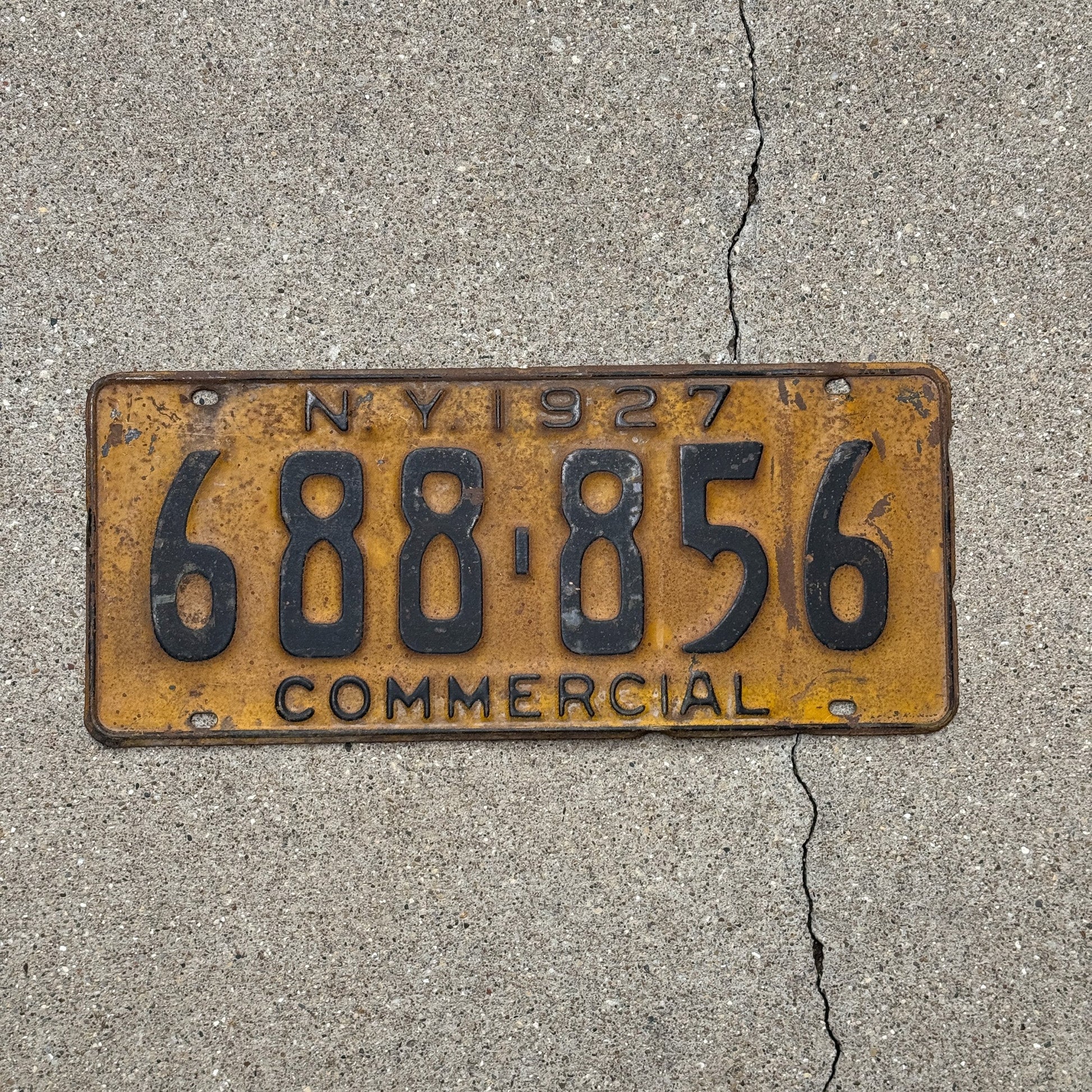 Photo of a 1927 New York COMMERCIAL License Plate Auto Tag Garage Decor Vintage Truck 6 888 56