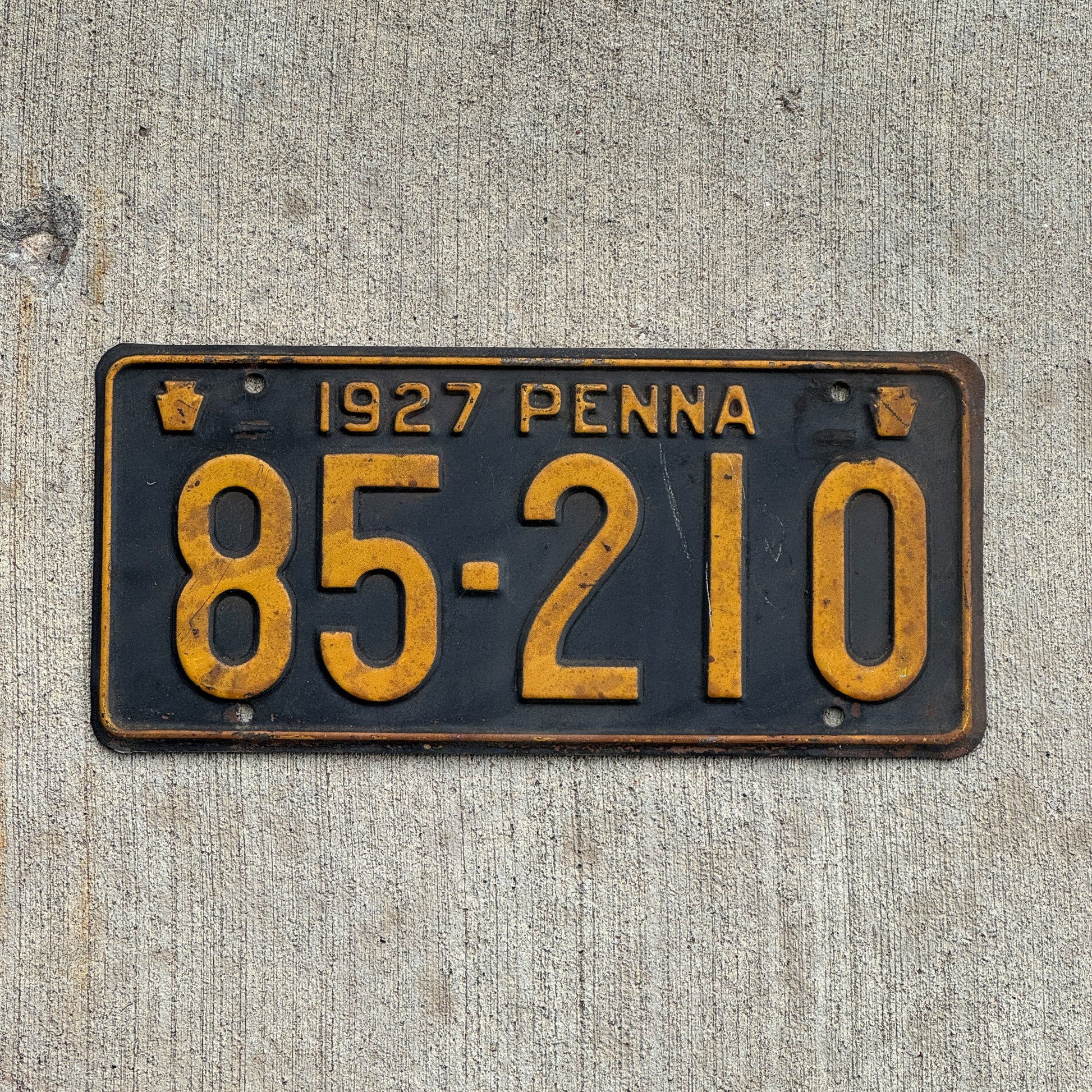 Photo of a 1927 Pennsylvania License Plate Auto Tag Garage Decor Vintage 85 210 with original patina