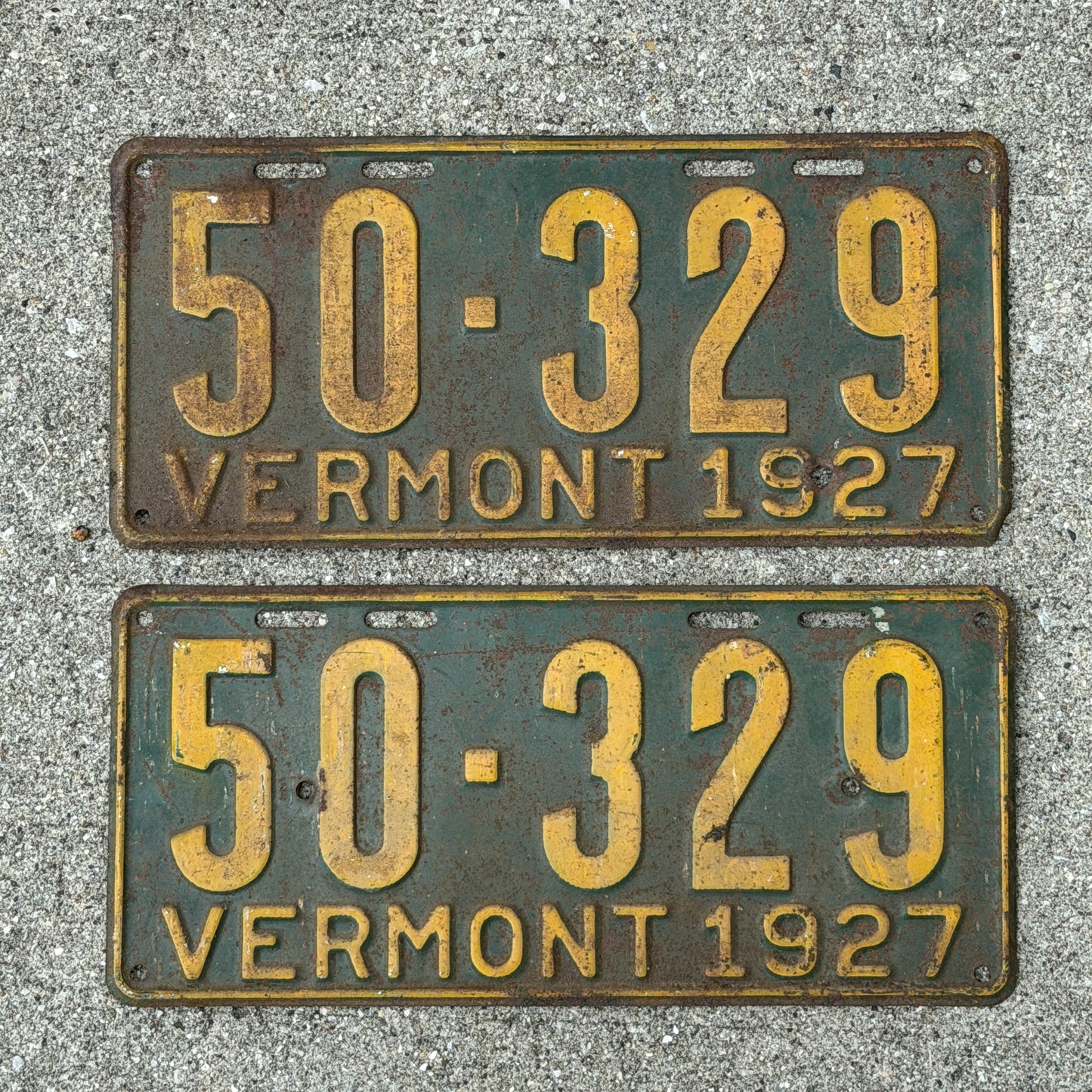Photo of a 1927 Vermont License Plate Pair Auto Tag Garage Decor Vintage 50 329 with original patina