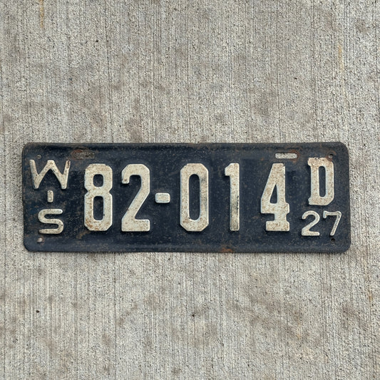 Photo of a 1927 Wisconsin License Plate Auto Tag Garage Decor Vintage 82 014 D with original patina