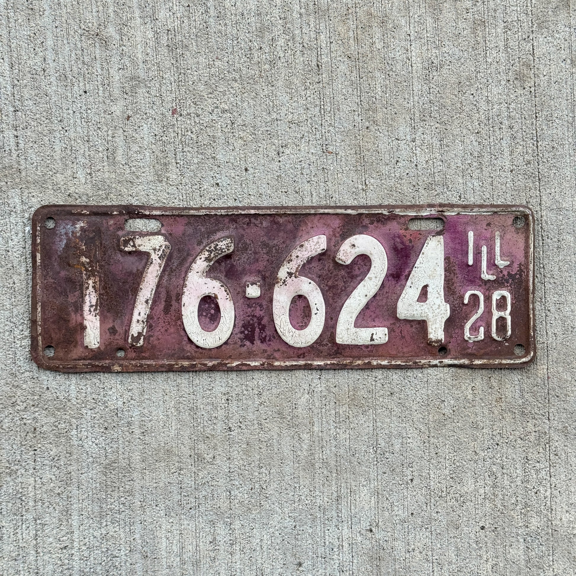 Photo of a 1928 Illinois License Plate Auto Tag Garage Decor Vintage Ford Model A Year 176 624 with original patina