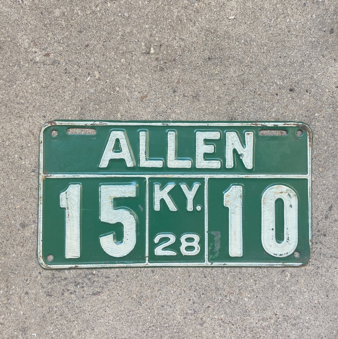 Photo of a 1928 Kentucky License Plate Auto Tag Garage Decor Vintage 15 10 with original patina