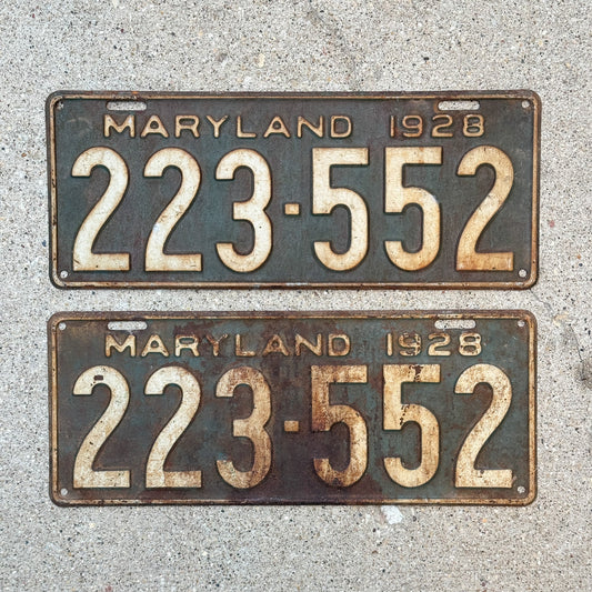 Photo of a 1928 Maryland License Plate Pair Auto Tag Garage Decor Vintage 223 552 with original patina