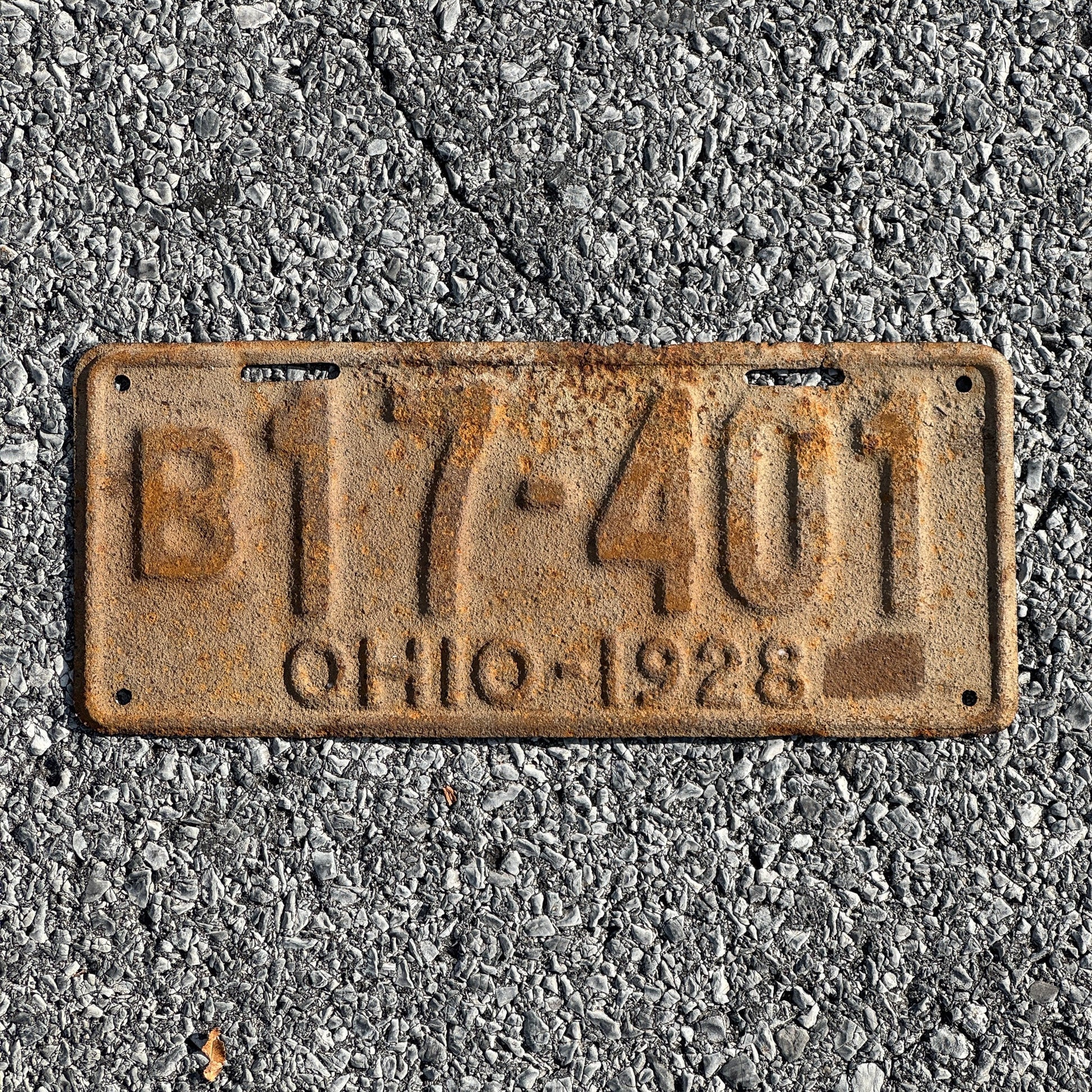 Photo of a 1928 Ohio License Plate Auto Tag Garage Decor Vintage Ford Model A Year B 17 401