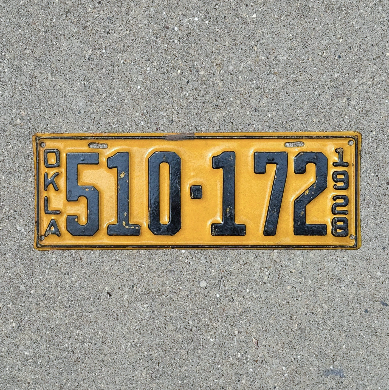 Photo of a 1928 Oklahoma License Plate Auto Tag Garage Decor Vintage 510 172 with original patina