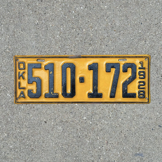 Photo of a 1928 Oklahoma License Plate Auto Tag Garage Decor Vintage 510 172 with original patina