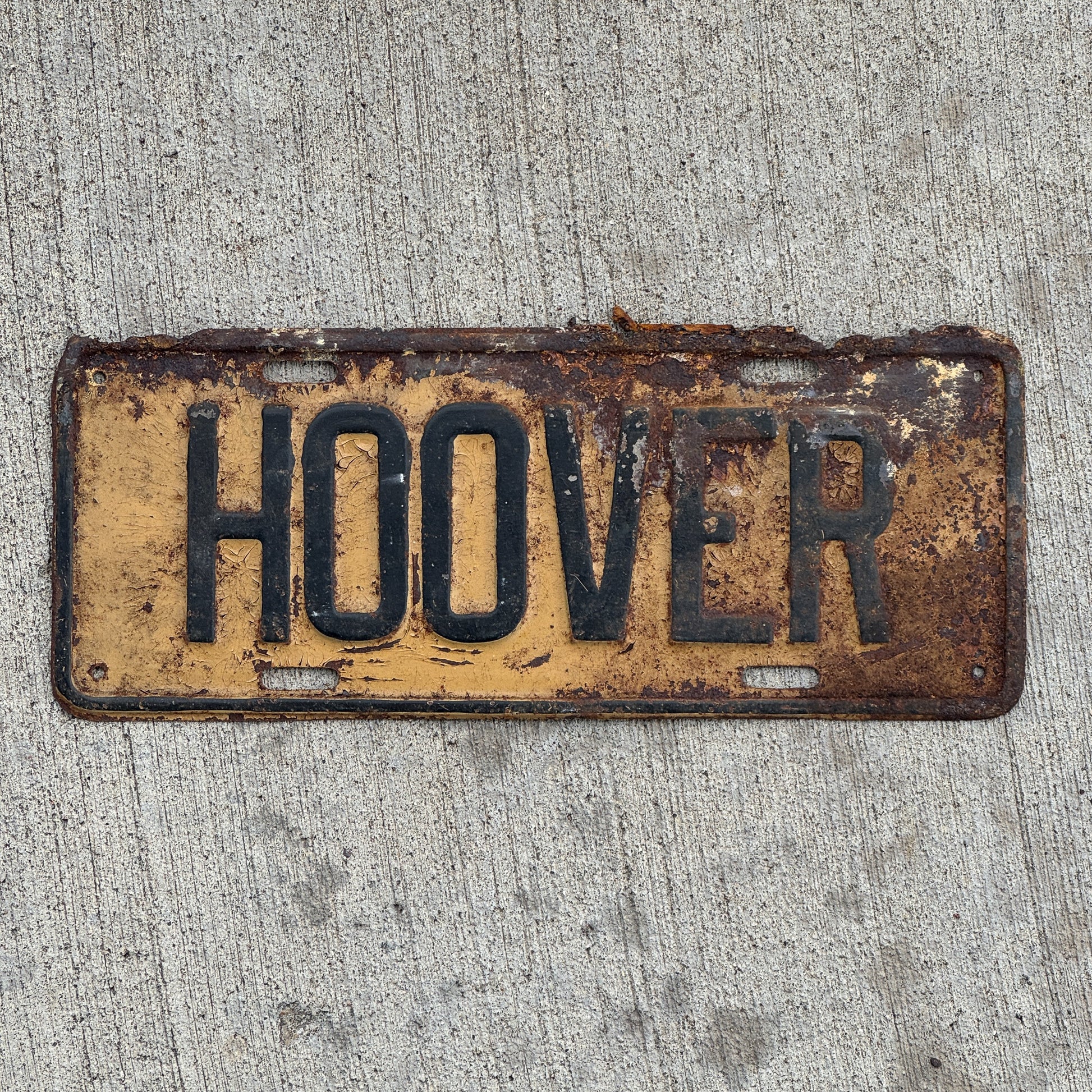 Photo of a 1929 1933 Hoover President License Plate Topper Auto Tag Garage Decor Vintage US Political Politics USA with original patina