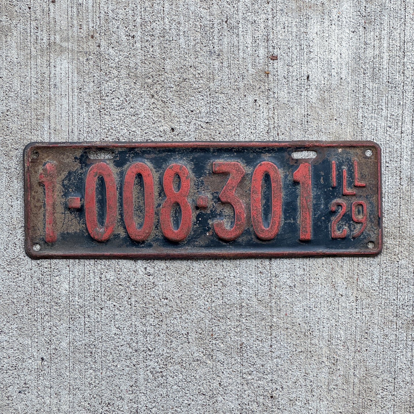 Photo of a 1929 Illinois License Plate Auto Tag Garage Decor Vintage Ford Model A Year 1 008 301 with original patina