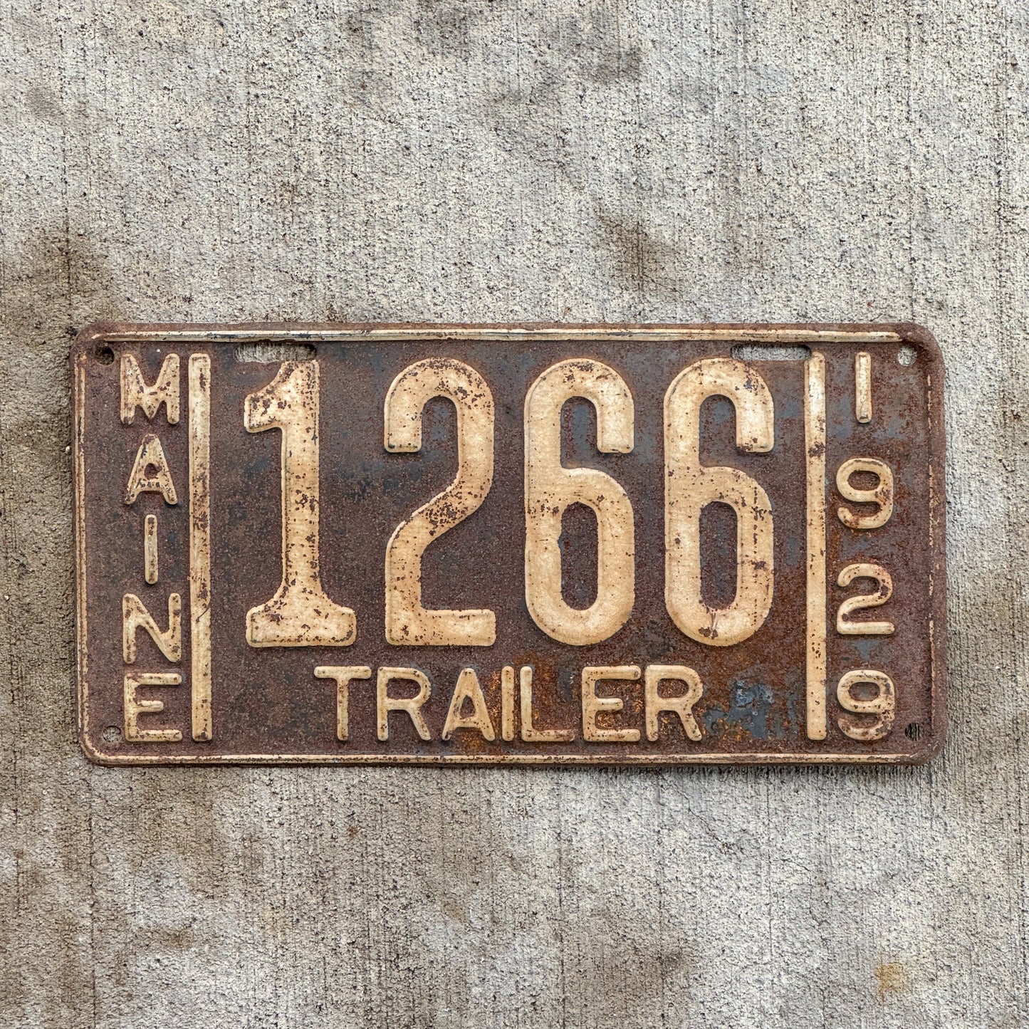 Photo of a 1929 Maine Trailer License Plate Auto Tag Garage Decor Vintage 1266 with original patina