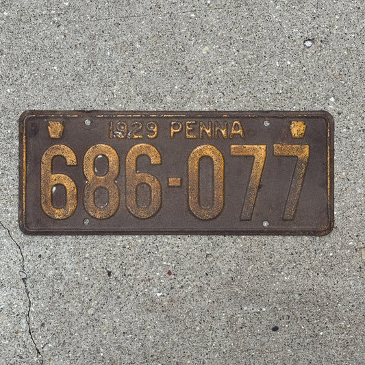 Photo of a 1929 Pennsylvania License Plate Auto Tag Garage Decor Vintage 686 077