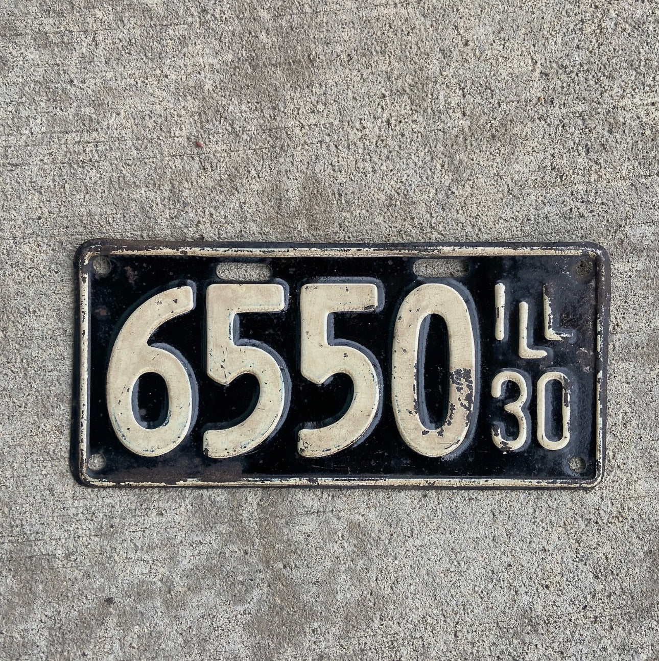 Photo of a 1930 Illinois License Plate Auto Tag Garage Decor Vintage Low Number Four Digit 6550 with original patina