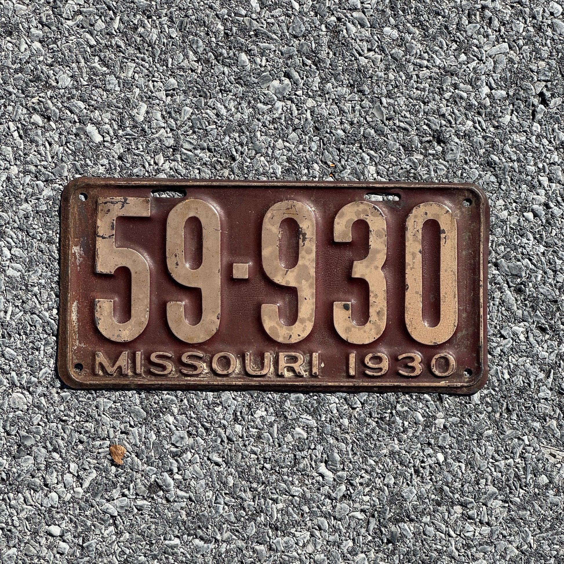 Photo of a 1930 Missouri License Plate Auto Tag Garage Decor Vintage Ford Model A Year 59 930