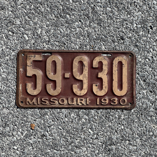 Photo of a 1930 Missouri License Plate Auto Tag Garage Decor Vintage Ford Model A Year 59 930