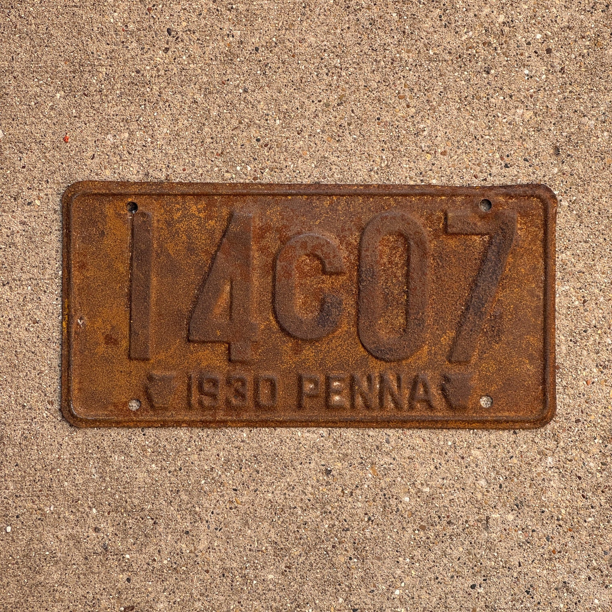 Photo of a 1930 Pennsylvania License Plate Auto Tag Garage Decor Vintage 14 C 07