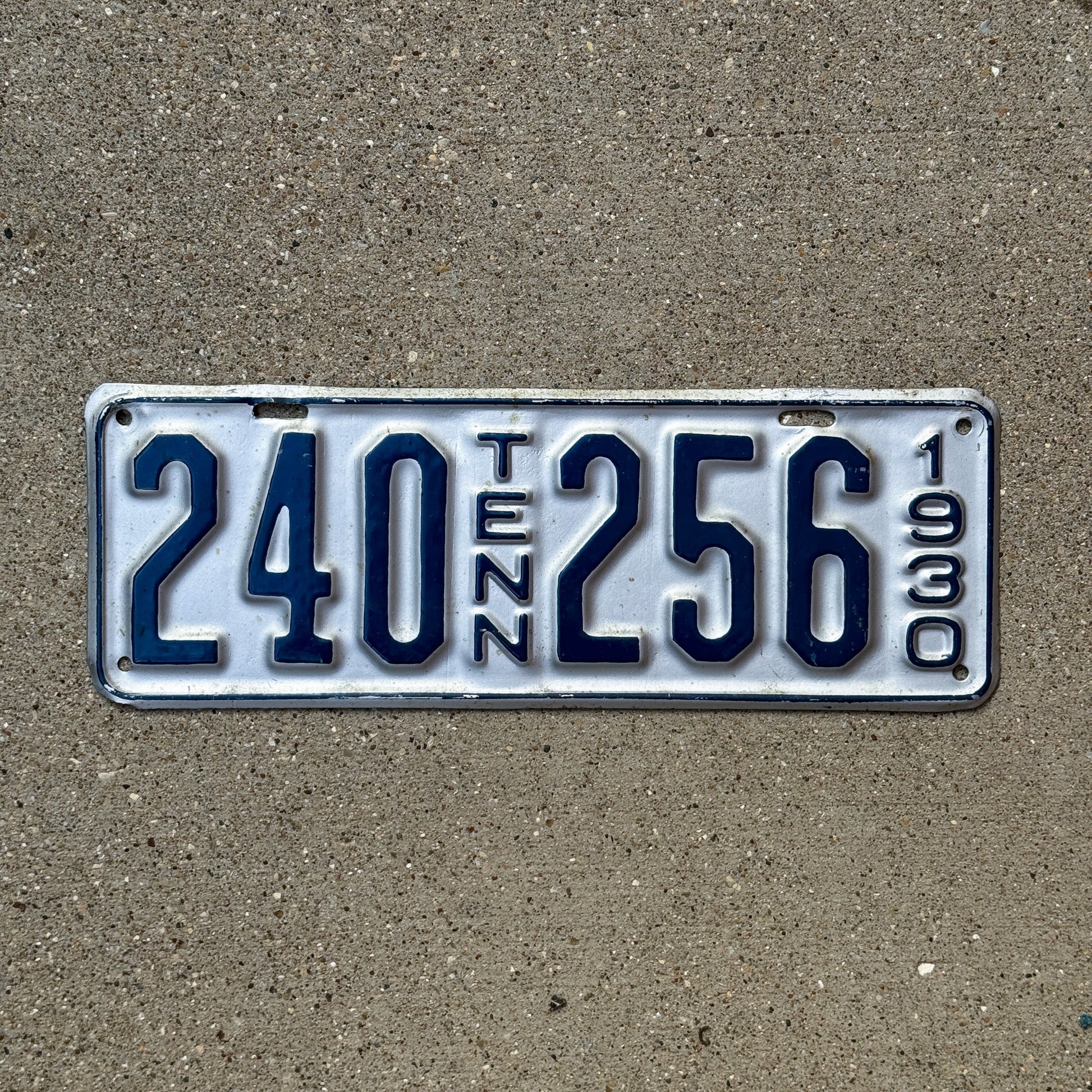 Photo of a 1930 Tennessee License Plate Auto Tag Garage Decor Vintage 240256